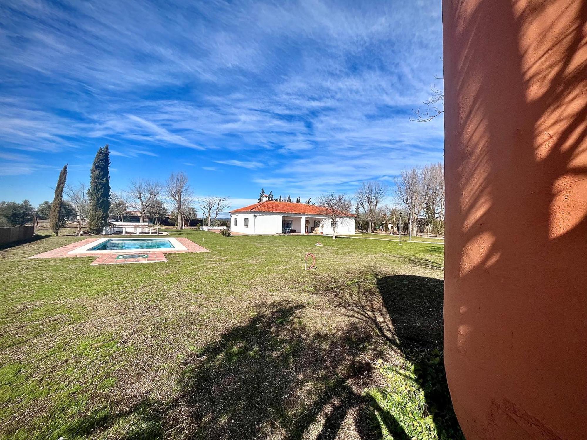 Villa Mercedes Argamasilla de Calatrava Exterior photo