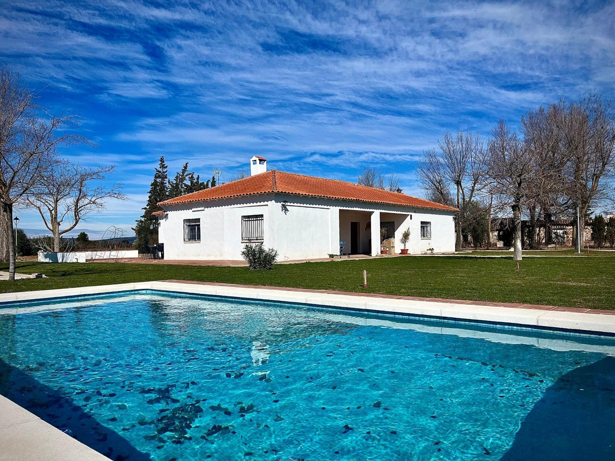 Villa Mercedes Argamasilla de Calatrava Exterior photo