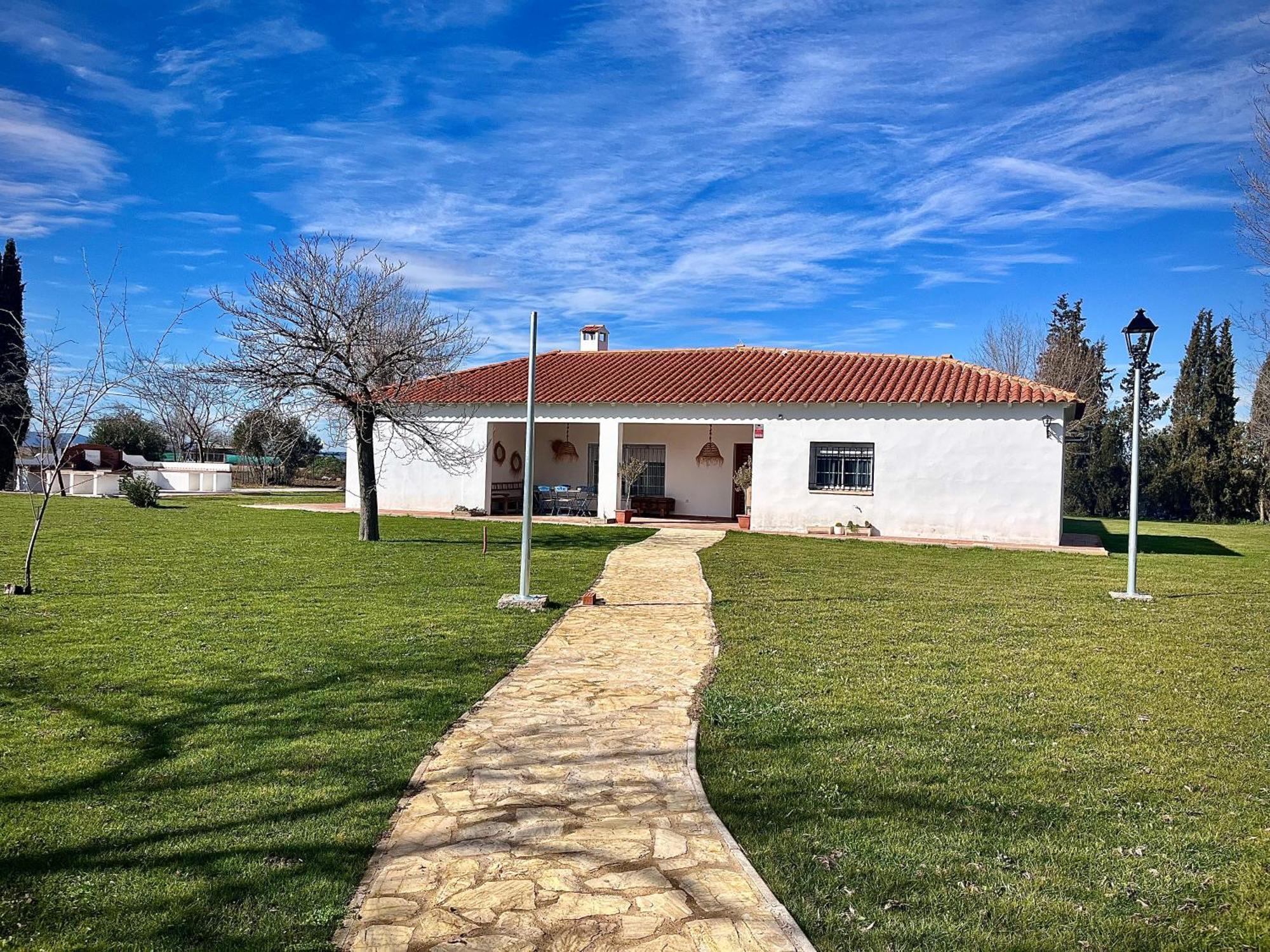 Villa Mercedes Argamasilla de Calatrava Exterior photo